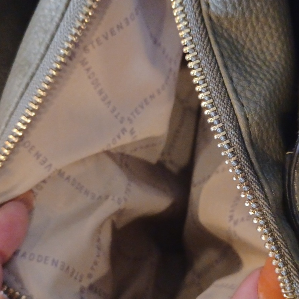 Steve Madden Army Green Shoulder/Handbag - Picture 11 of 13